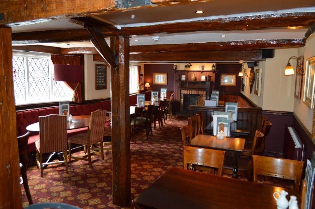 Rufford Red Lion, Wigan By Marston'S Inns מראה חיצוני תמונה